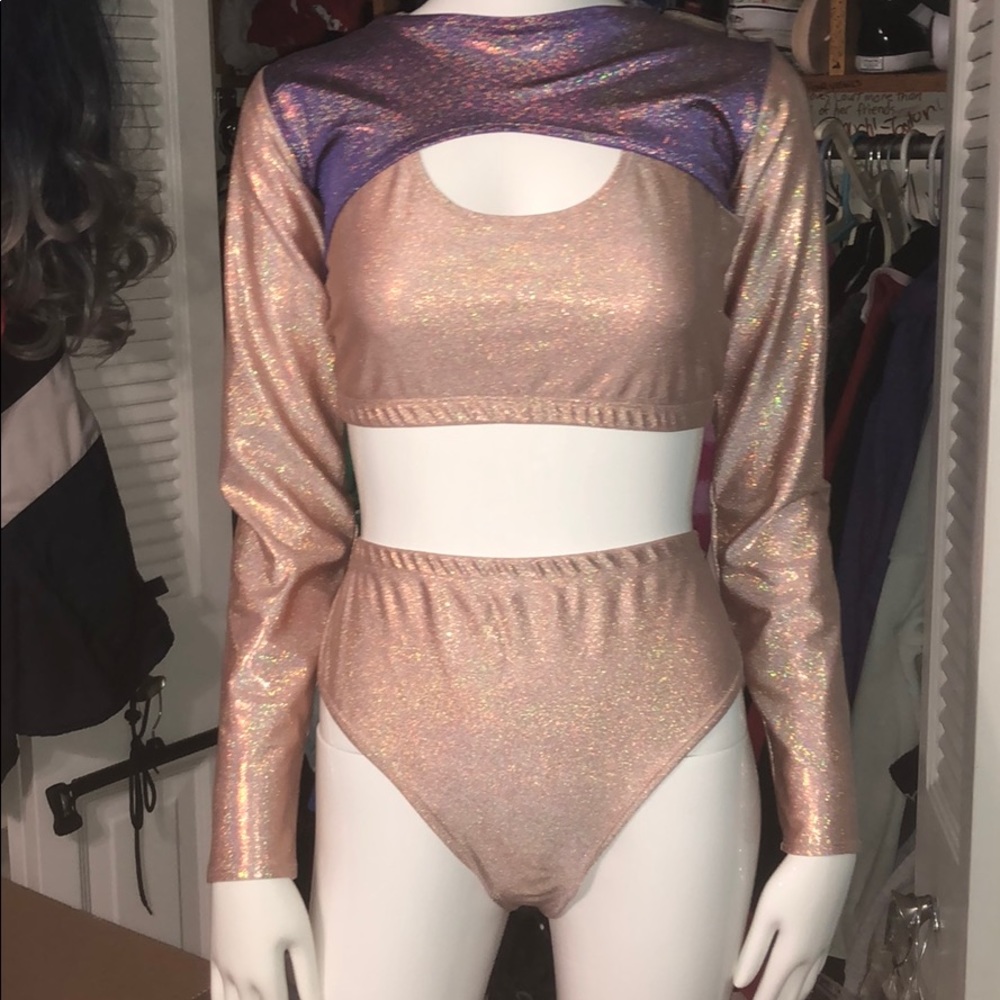 Rose gold frw rave fit, top/bottoms/sleeves, XL